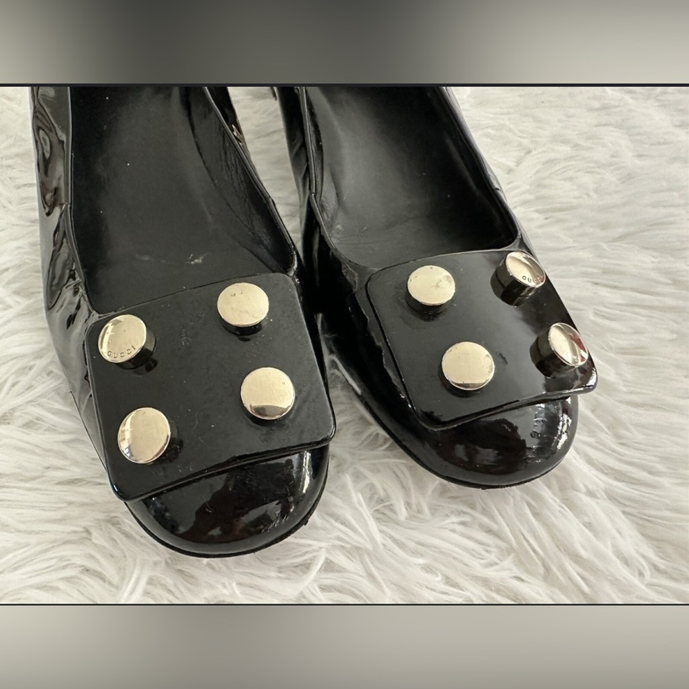 GUCCI Black Patent Leather Block Gold Accents Heels Shoes; 39.5 - Picture 2 of 10